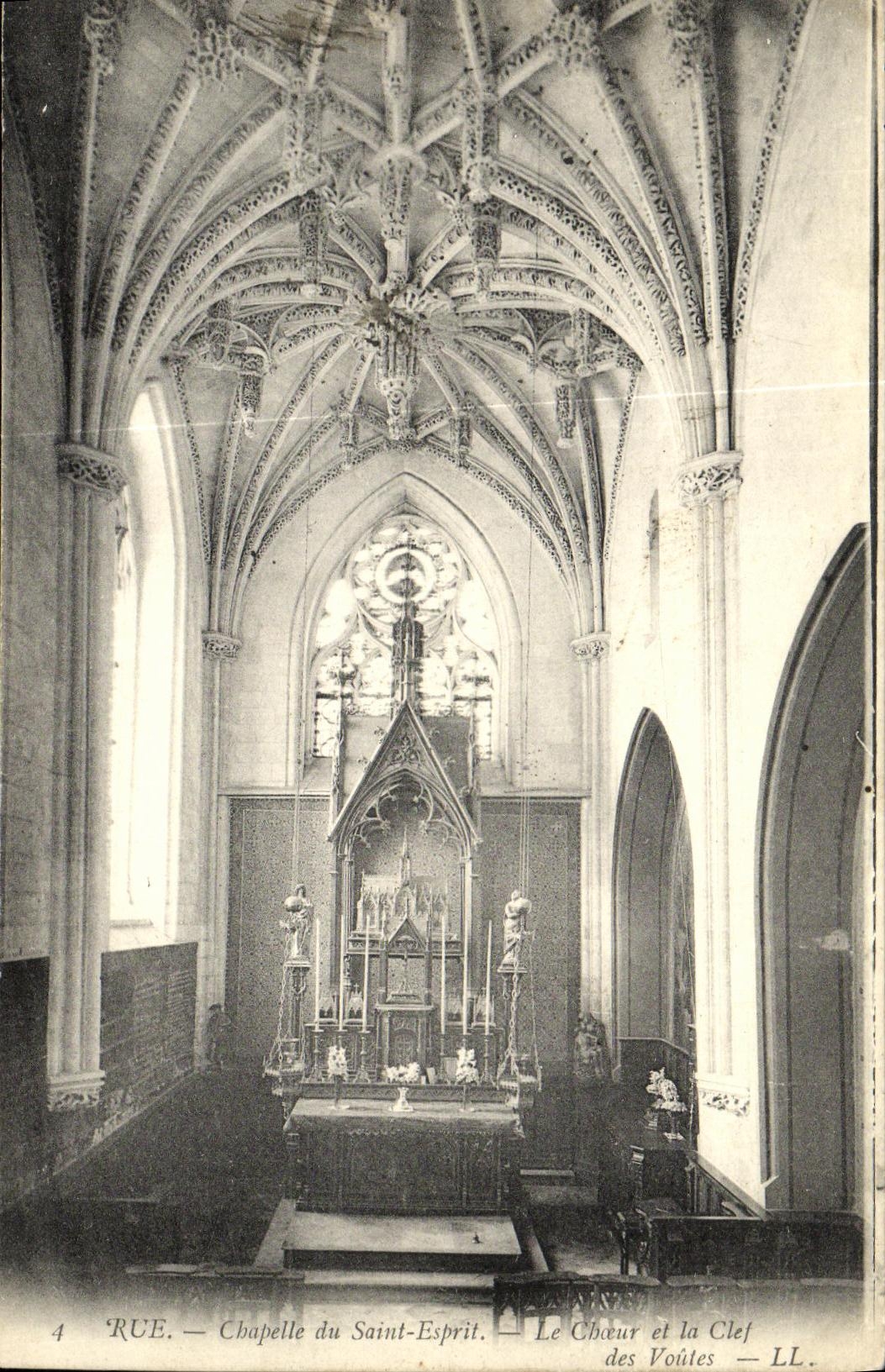 VINTAGE POSTCARD Street Vault of the Saint Spirit Chorus and the Key