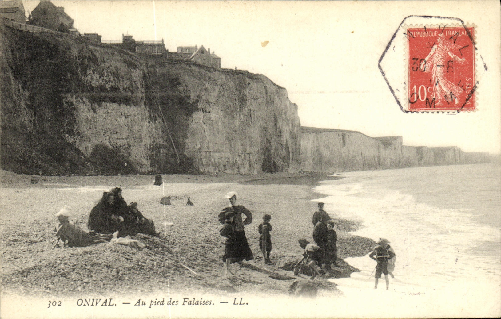 CPA Onival Au Pied des Falaises 