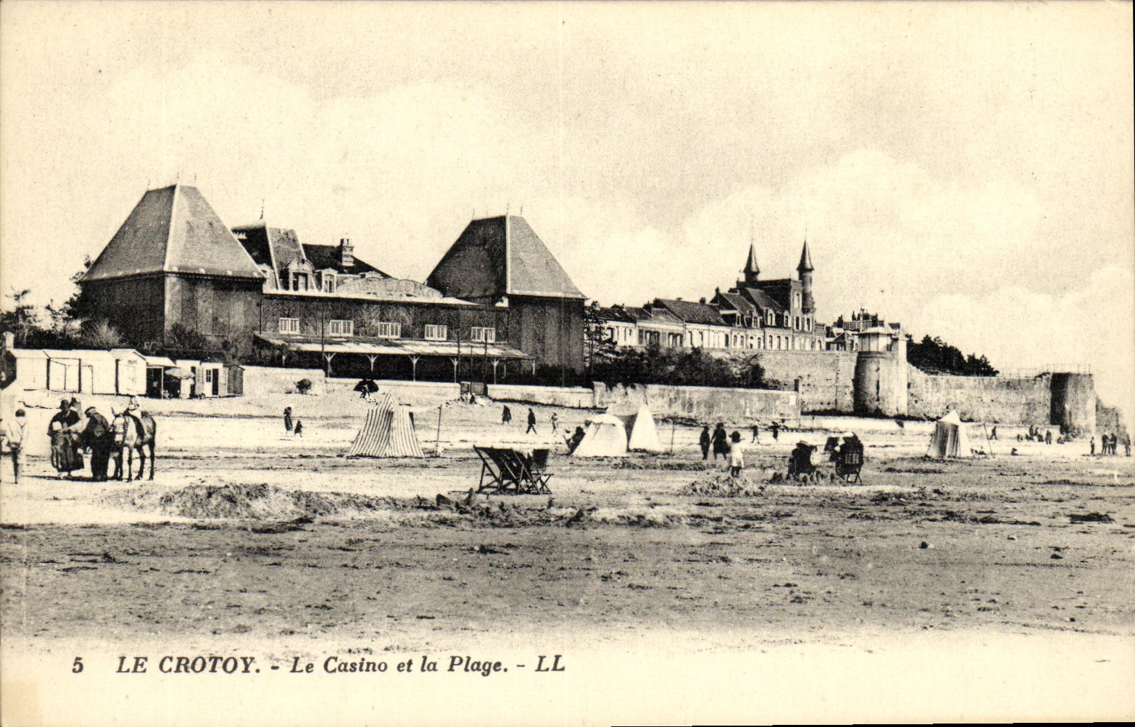 VINTAGE POSTCARD Crotoy the Casino And the Beach