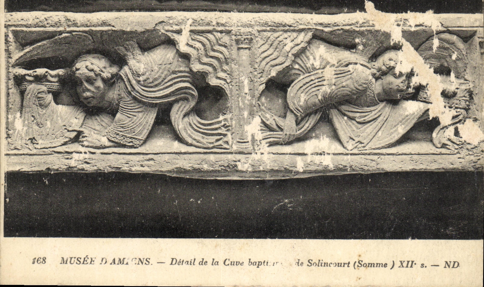 VINTAGE POSTCARD Museum of Amiens Detail of the Tank