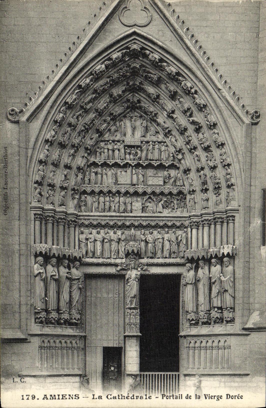 VINTAGE POSTCARD Amiens the Cathedral Gate of the Virgin Golden