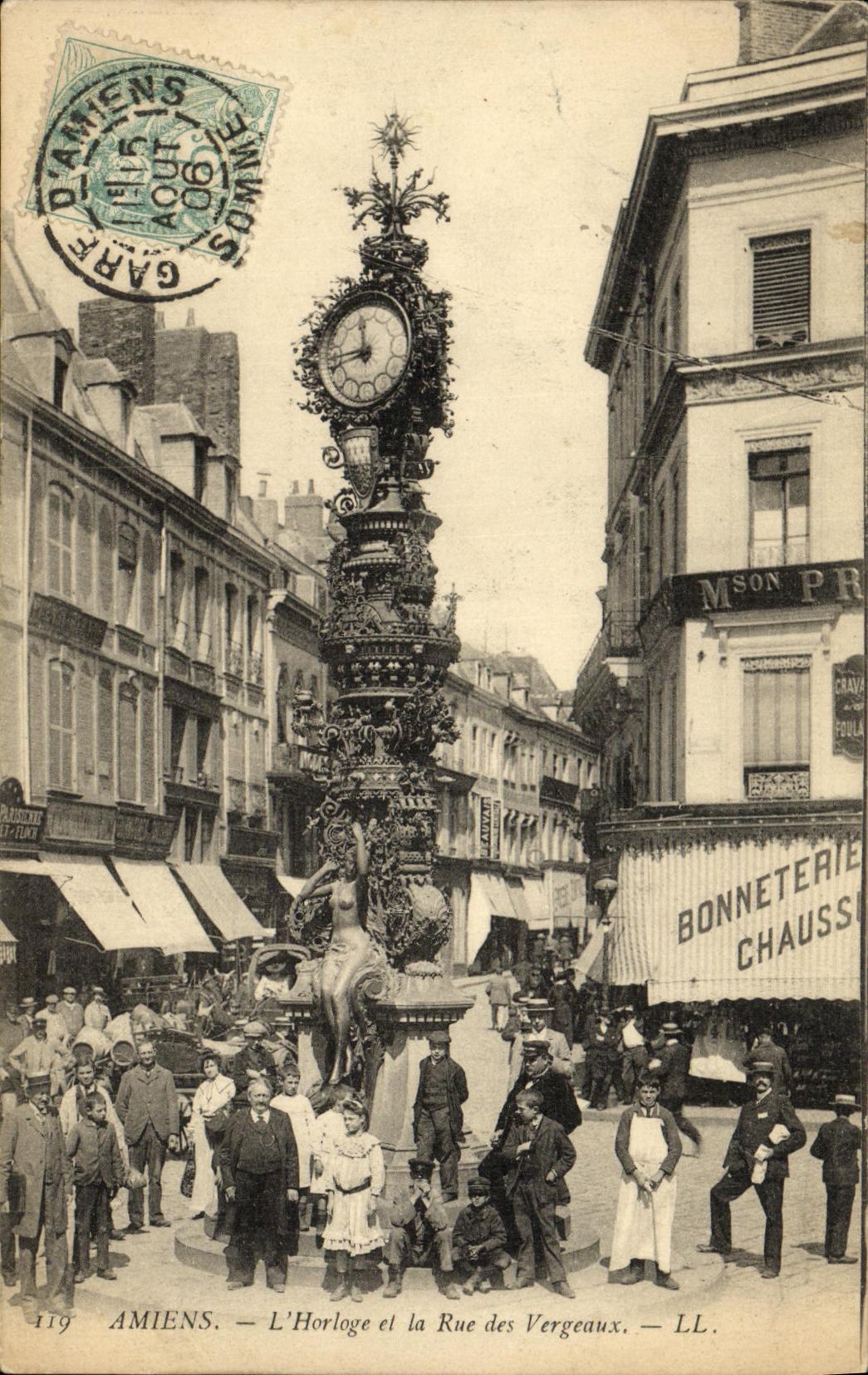 VINTAGE POSTCARD Amiens L Clock and the Street of Vergeaux