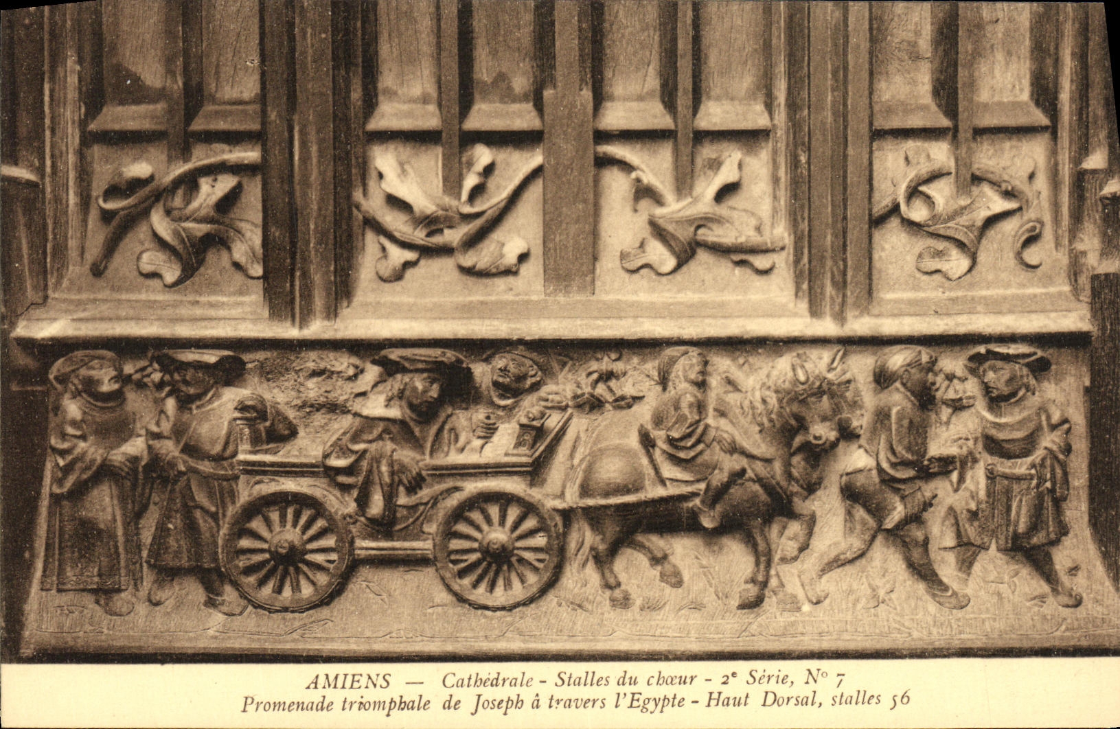 CPA Amiens Cathedrale Stalles du Choeur Promenade triomphale de Joseph a travers l Egypte Haut dorsal