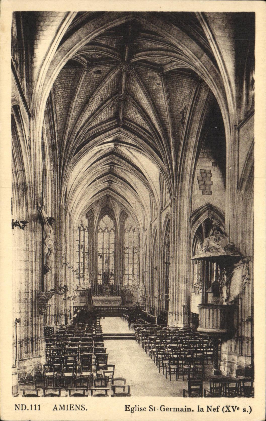 VINTAGE POSTCARD Amiens Church German St the Nave