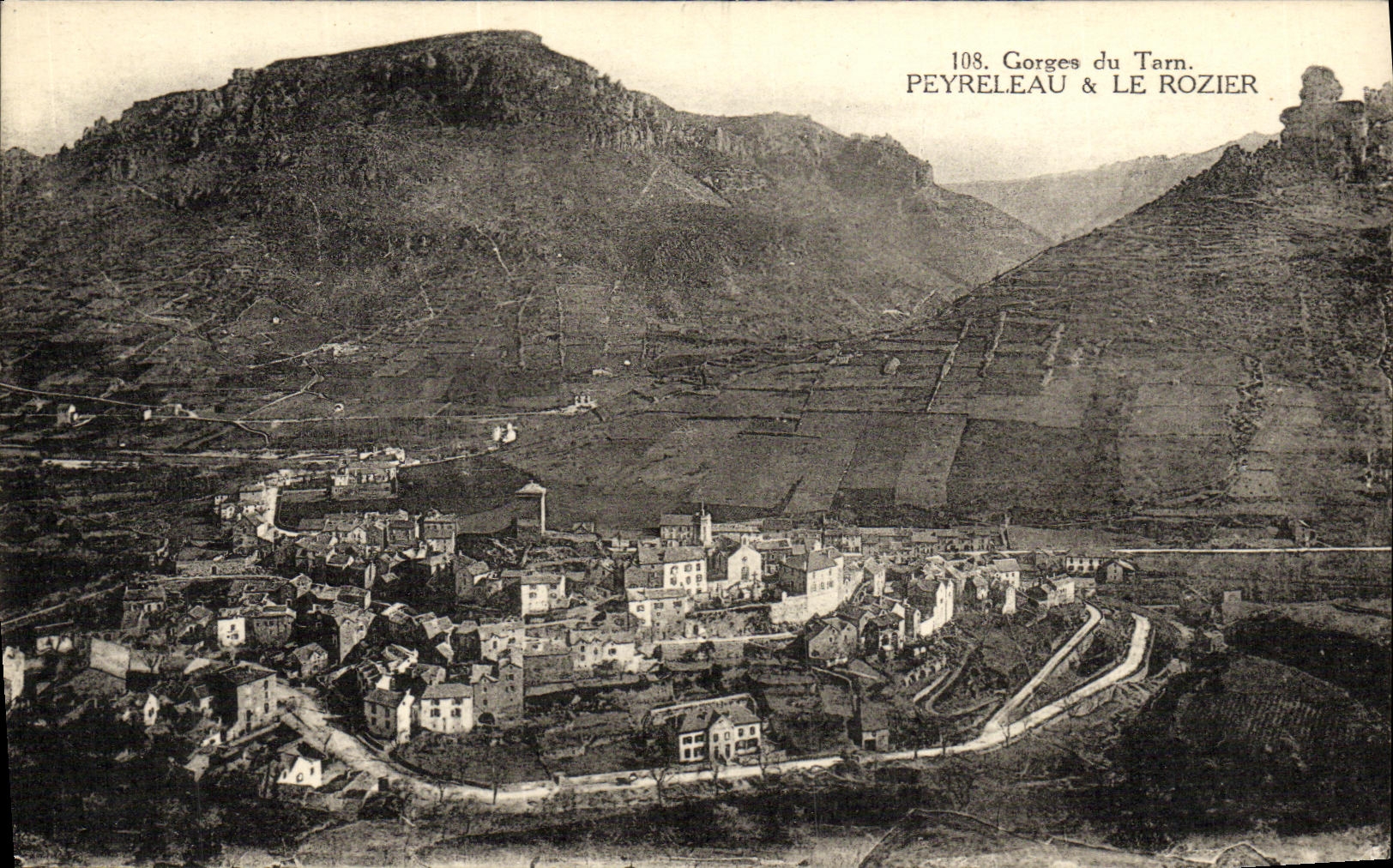 VINTAGE POSTCARD Gorges of the Tarn Peyreleau Rozier