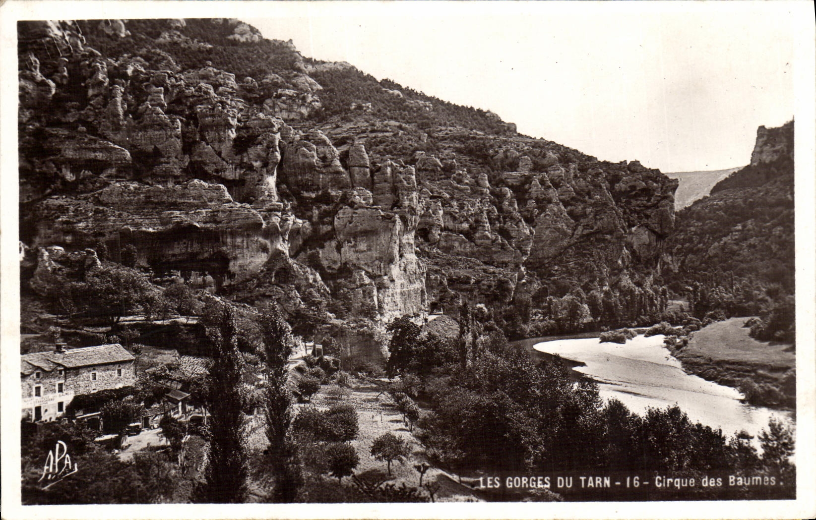 VINTAGE POSTCARD Gorges of the Tarn Circus of the Balsams