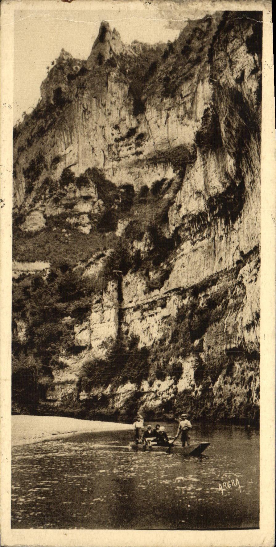 VINTAGE POSTCARD Falls of Tran Passage of the Straits
