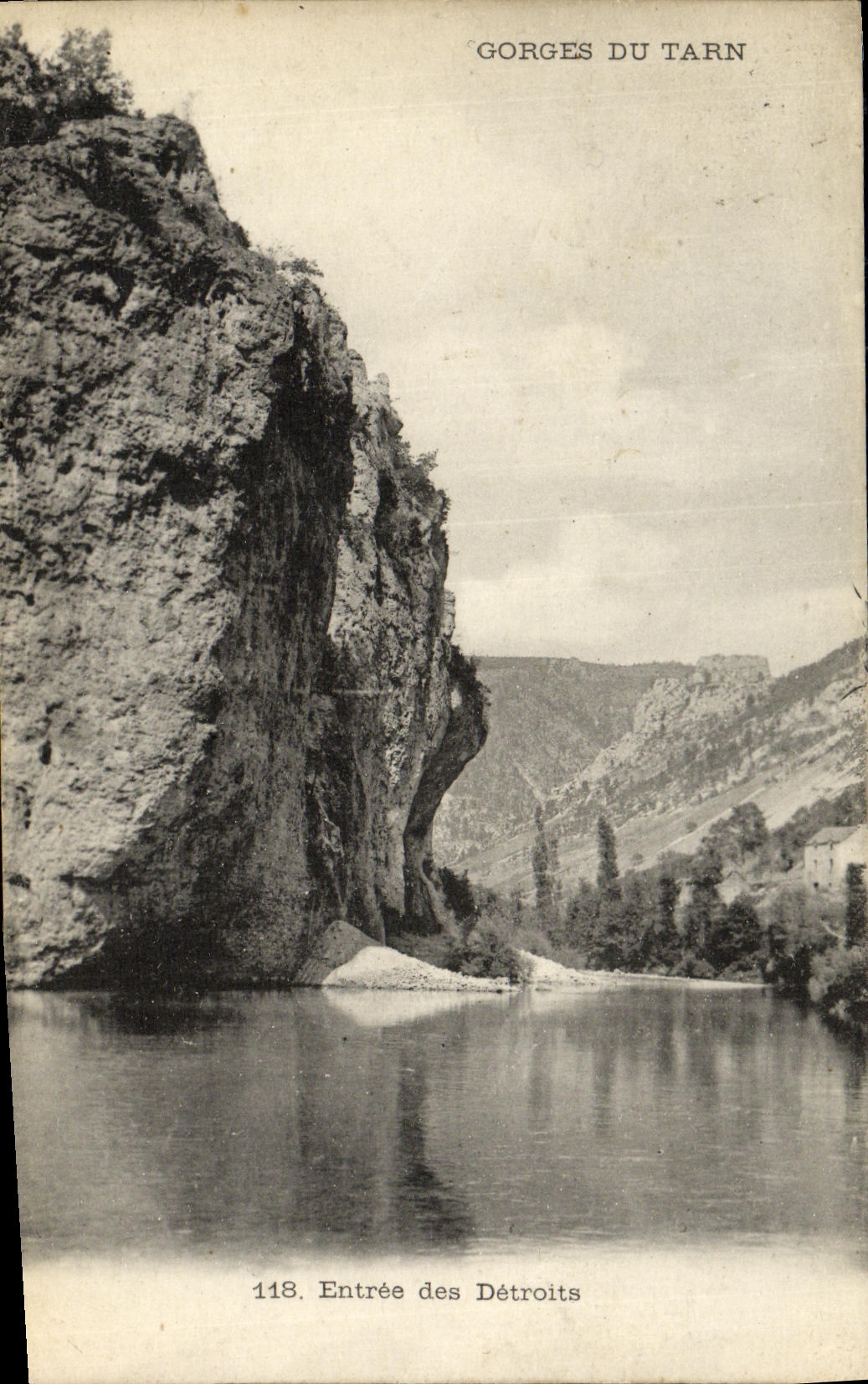 VINTAGE POSTCARD Falls of Tran Entered of the Straits