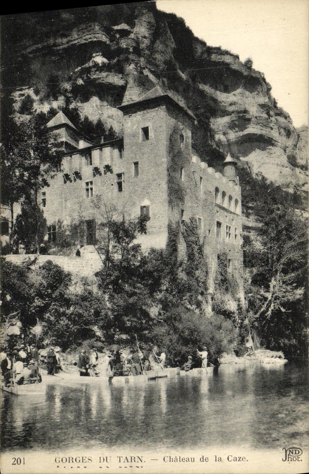 VINTAGE POSTCARD Gorges of the Tarn Castle of Caze