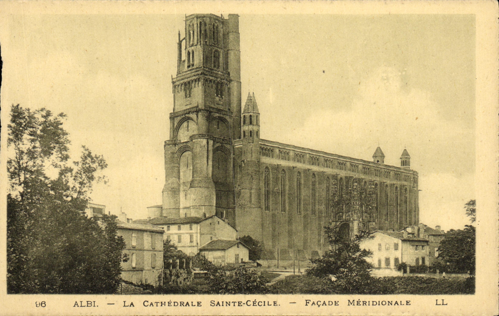 POSTAL Albi de la VENDIMIA de la catedral la fachada mas situada mas al sur de Cecile Sainte