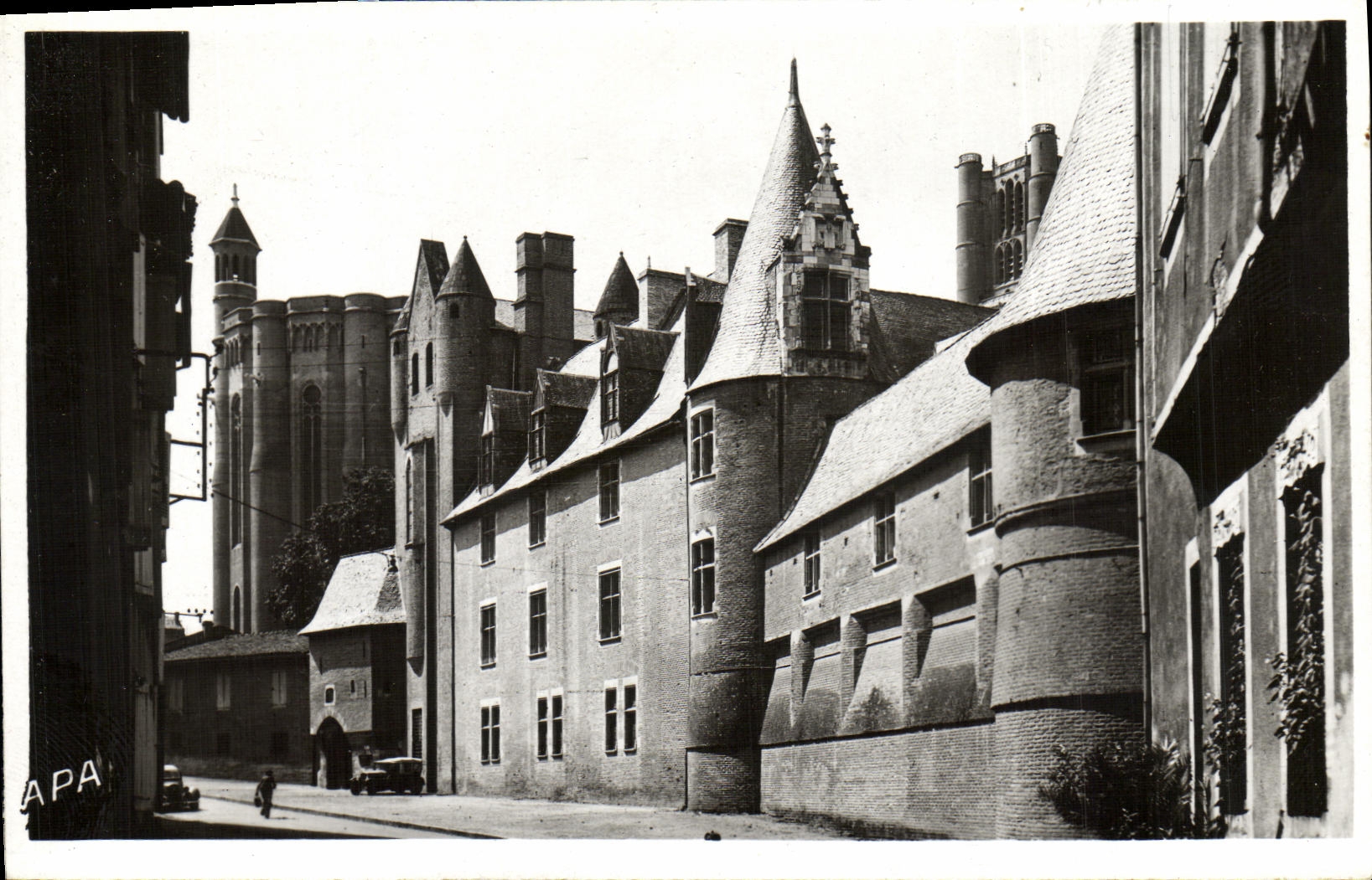 Ataque frontal principal arzobispal del paladar viejo de Albi de la POSTAL de la VENDIMIA