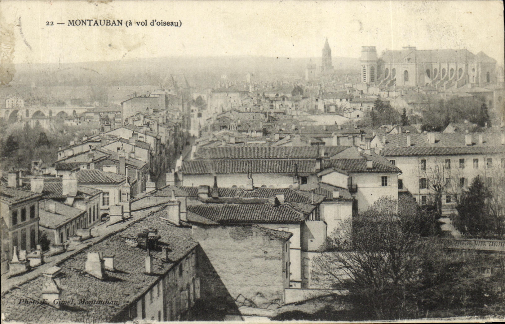 VINTAGE POSTCARD Montauban