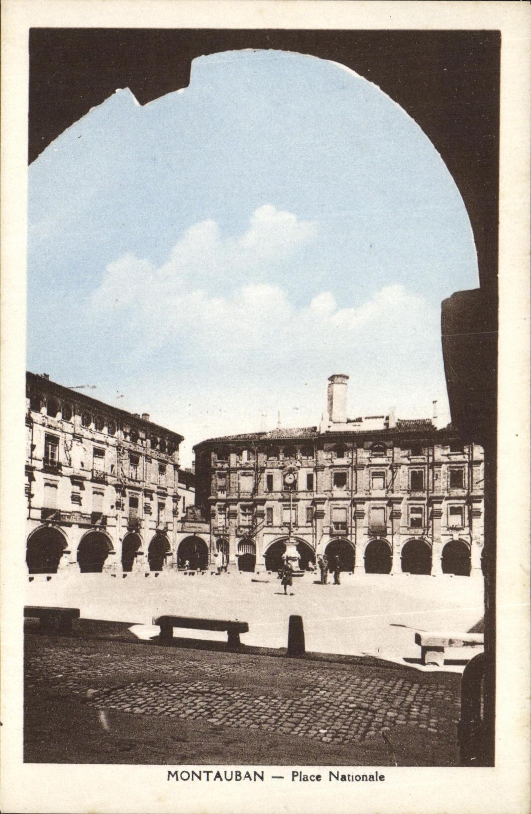 VINTAGE POSTCARD Montauban Places National