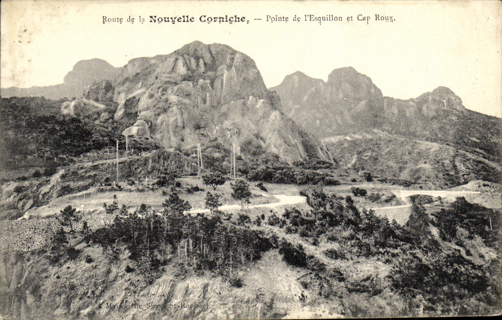 CPA Route de la Nouvelle Corniche Pointe de L Esquillon et Cap Roux