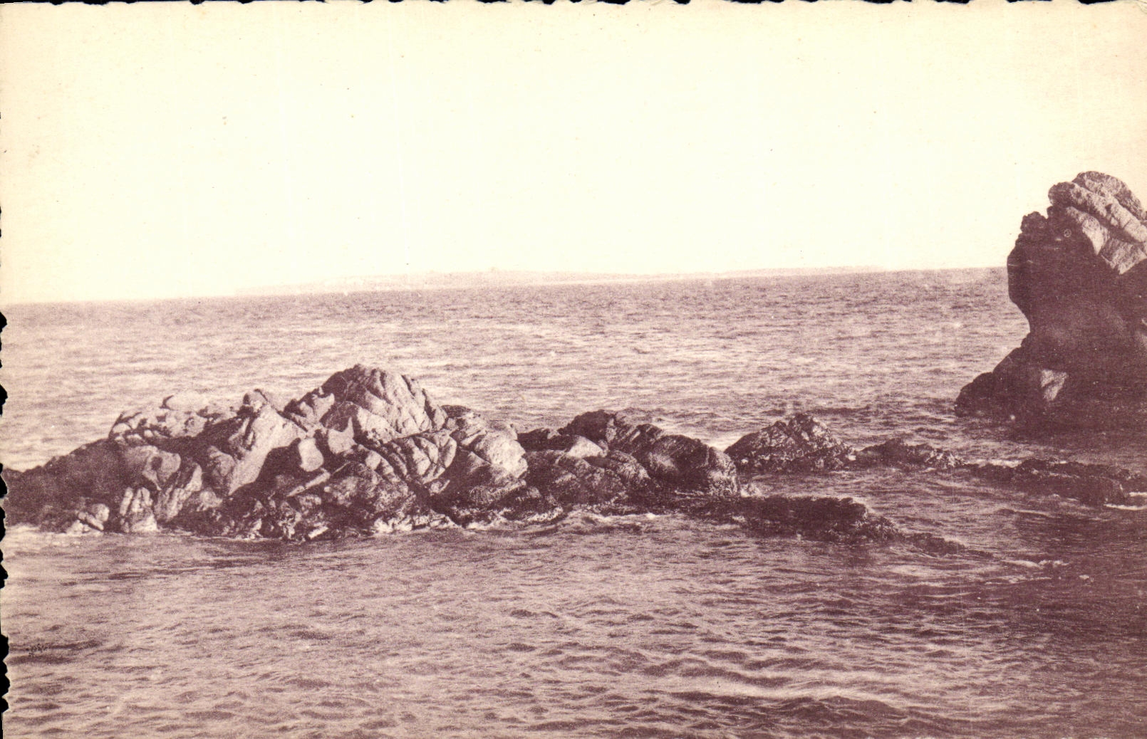 POSTAL L rocas de la VENDIMIA de Esterel