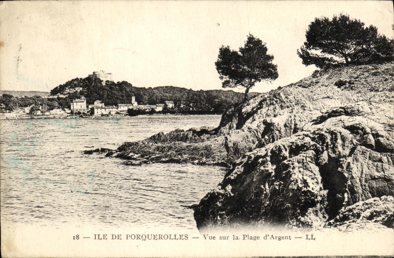 VINTAGE POSTCARD Island De Porquerolles Seen on the Beach D Money