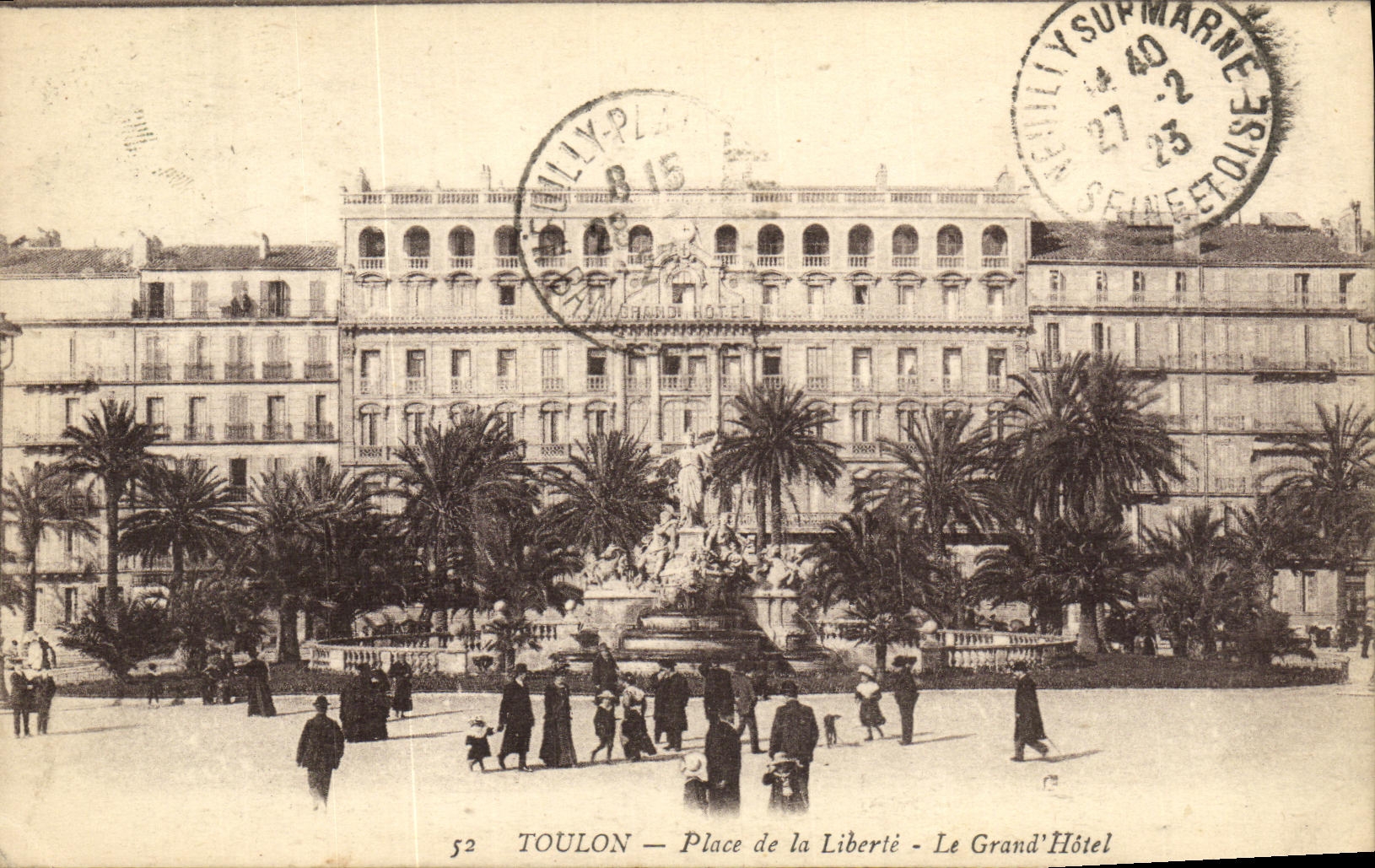 VINTAGE POSTCARD Toulon Places Freedom the Large Hotel