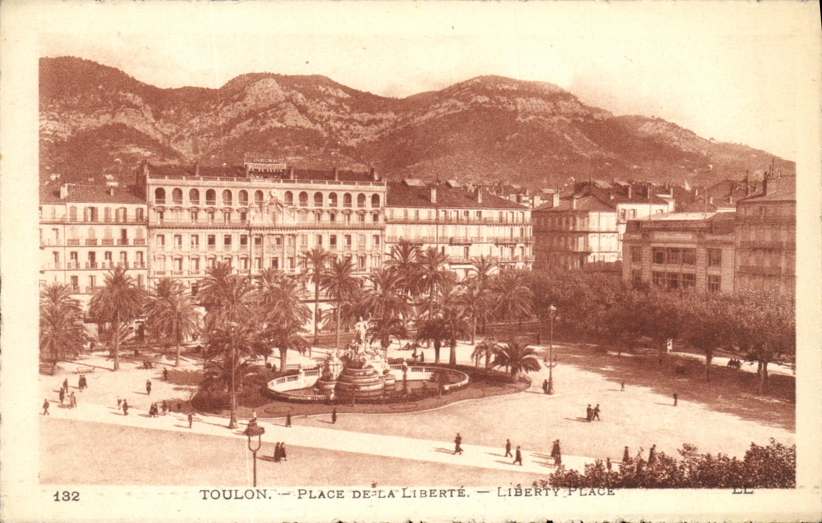 VINTAGE POSTCARD Toulon Places Freedom