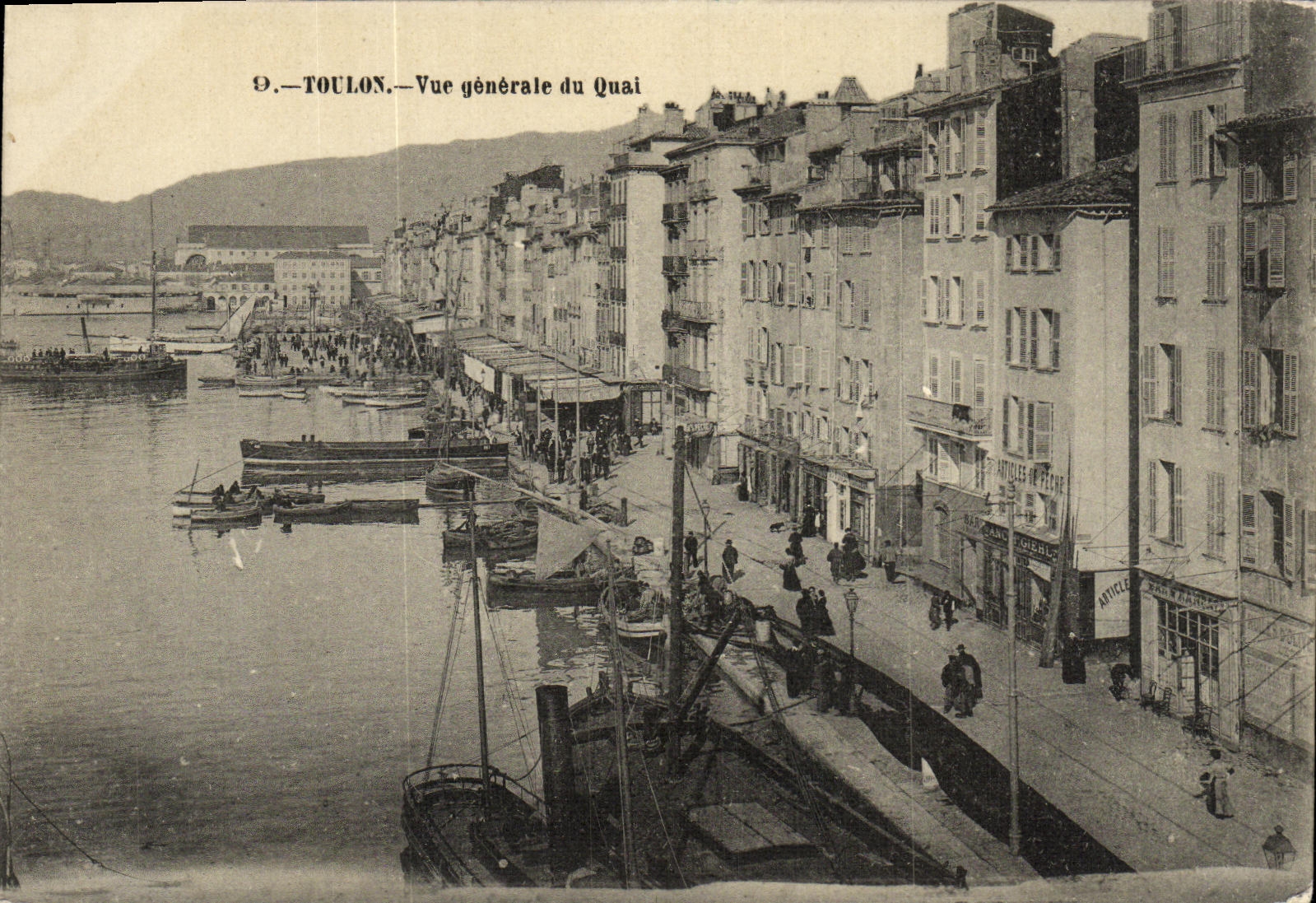 VINTAGE POSTCARD Toulon View of the Quay Boats
