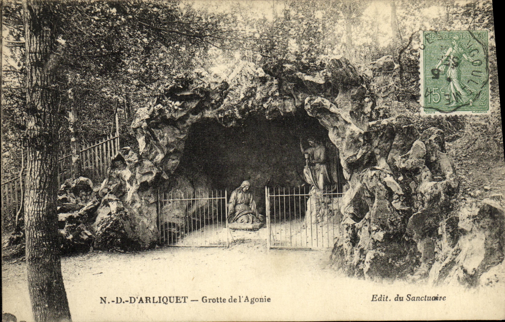 VINTAGE POSTCARD D Arliquet Cave of L Anguish