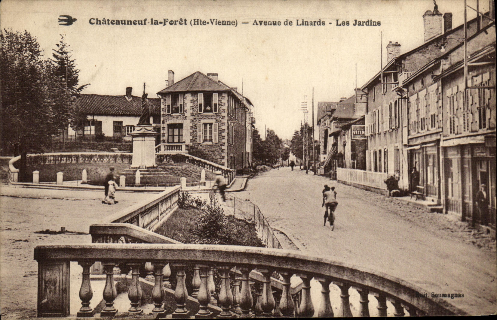 VINTAGE POSTCARD Chateaueuf the Drill Avenue of Linards Gardens