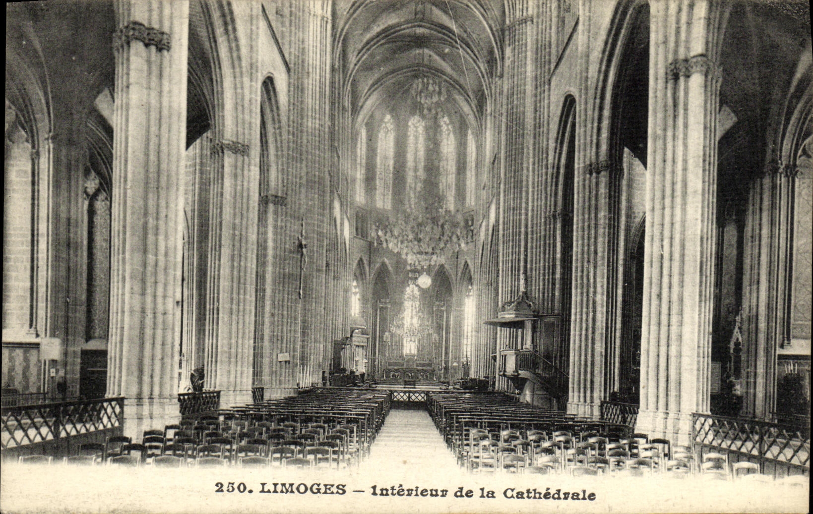 VINTAGE POSTCARD Interior Limoges of the Cathedral