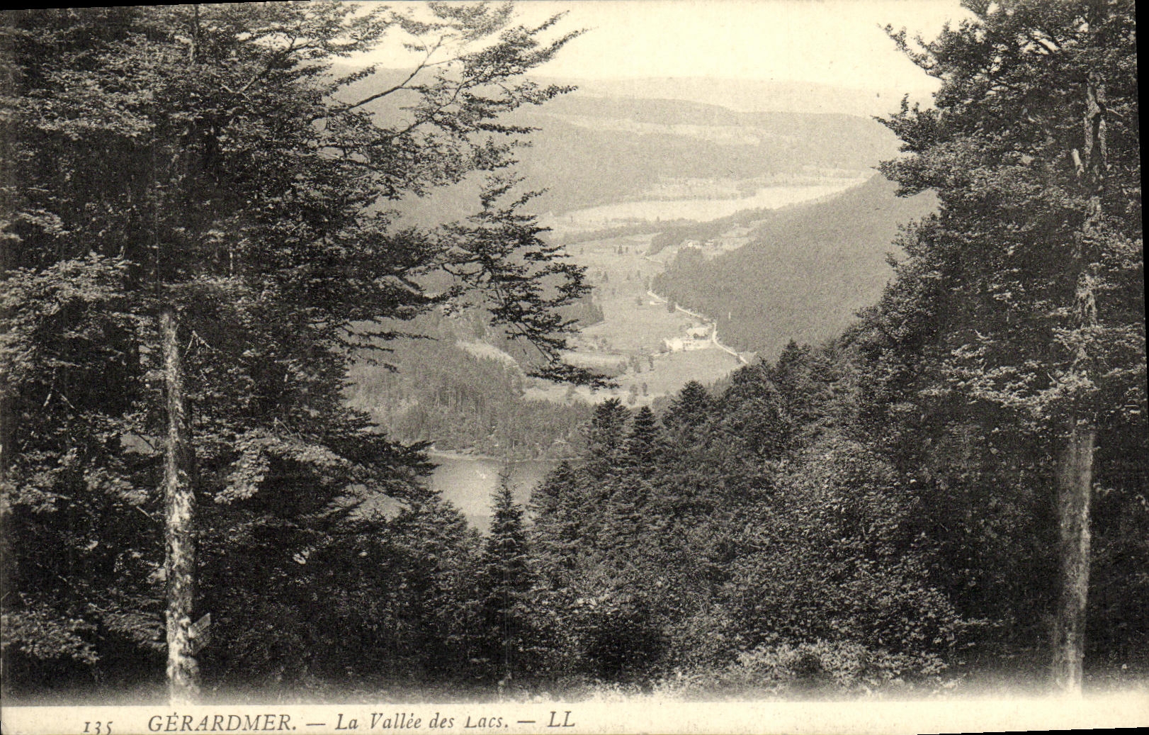 VINTAGE POSTCARD Gerardmer the Valley of the Lakes