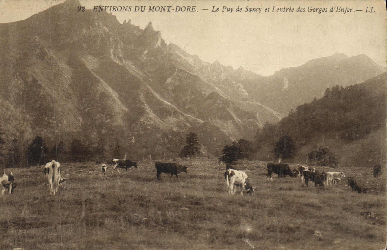 VINTAGE POSTCARD Environs Of the Mount Gilds Puy de Sancy and I entered of the throats D Vaches hell