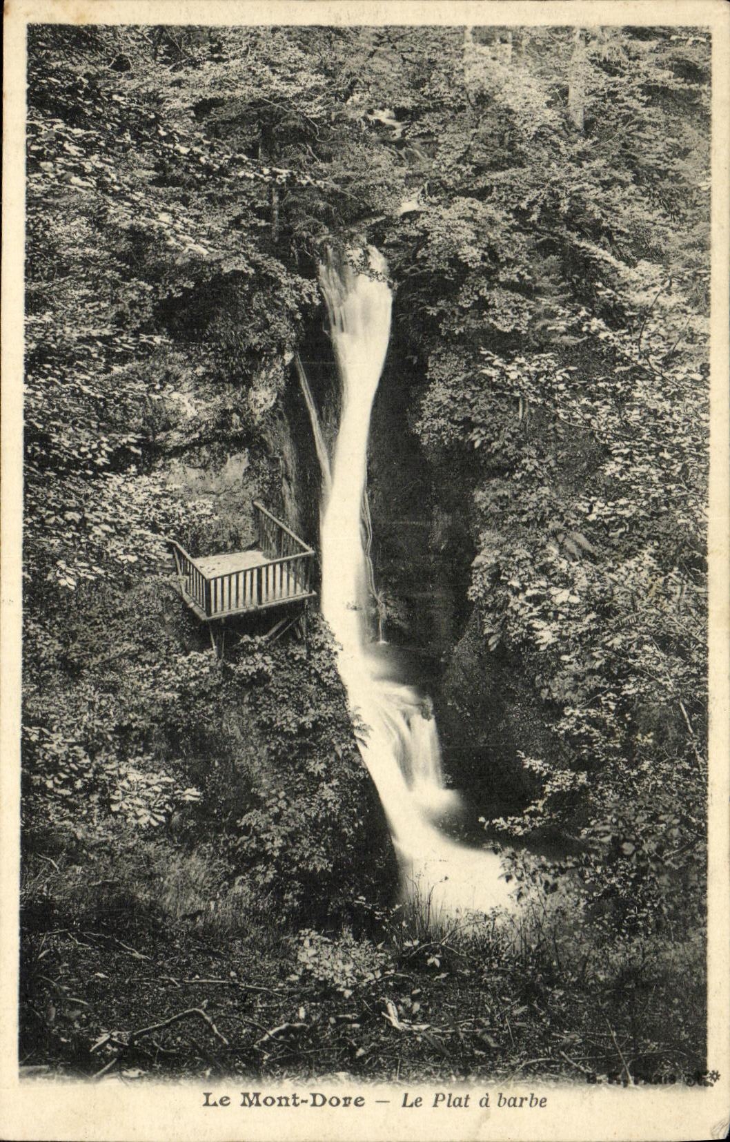 VINTAGE POSTCARD the Mount Gilds the Shaving mug