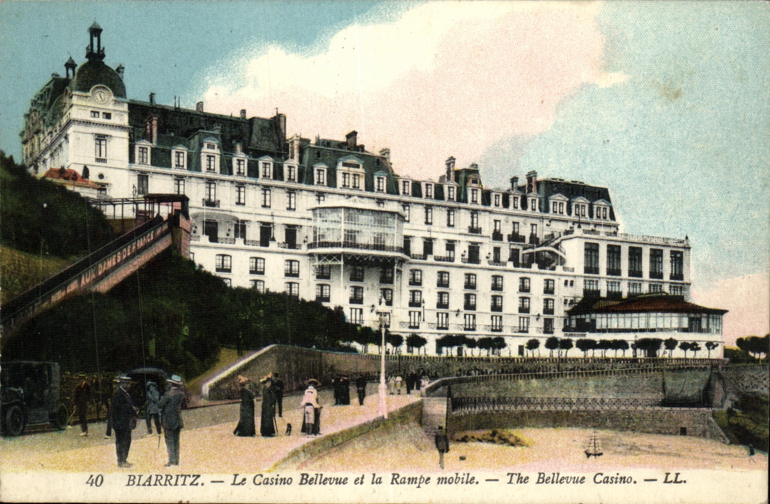 CPA Biarritz Le Casino Bellevue Et La Rampe Mobile 