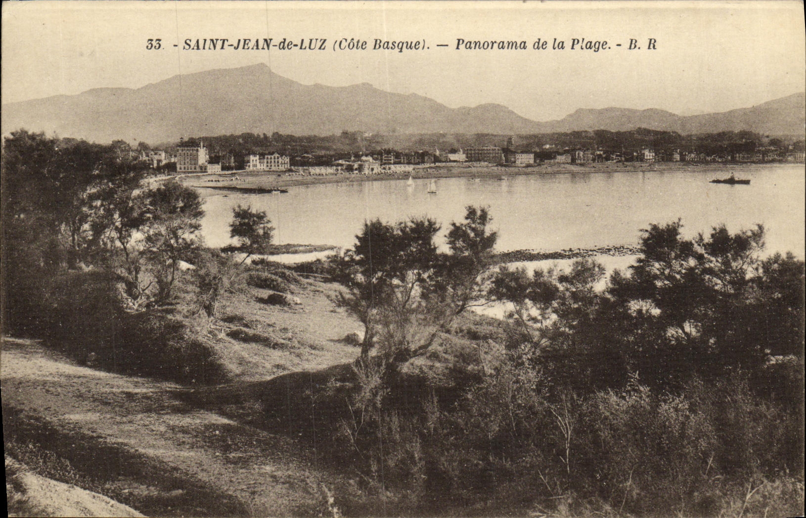 CPA Saint Jean De Luz Panorama De La Plage 