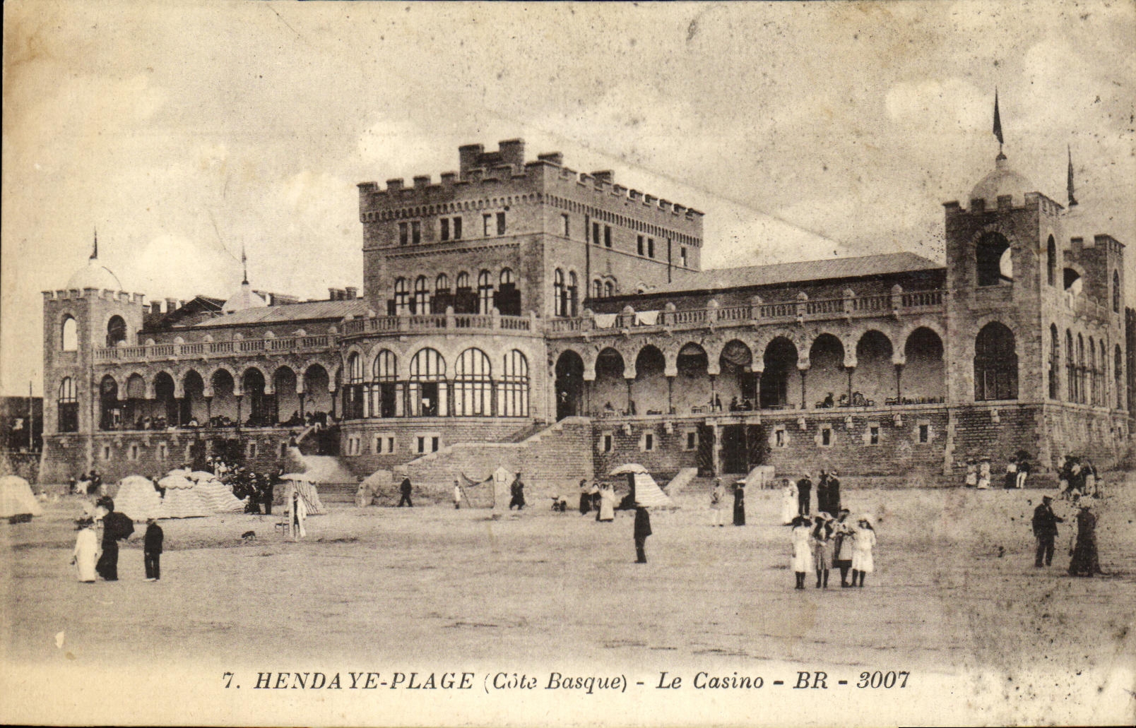 VINTAGE POSTCARD Hendaye the Casino