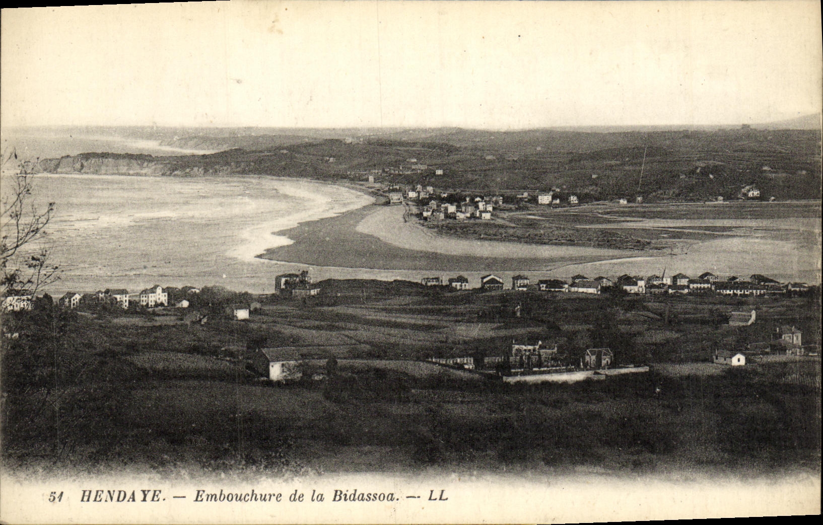 VINTAGE POSTCARD Hendaye Mouth Of Bidassoa