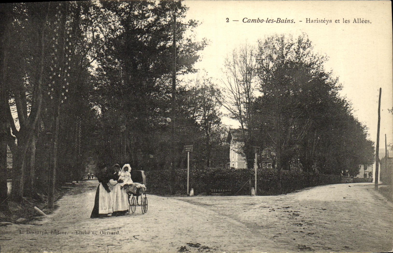 VINTAGE POSTCARD Cambo Les Bains Haristeya And Alleys