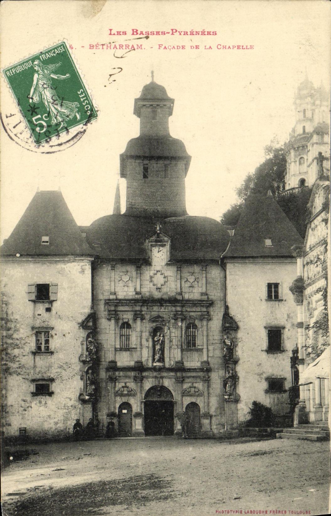 VINTAGE POSTCARD Caves De Betharram Frontage Of the Vault