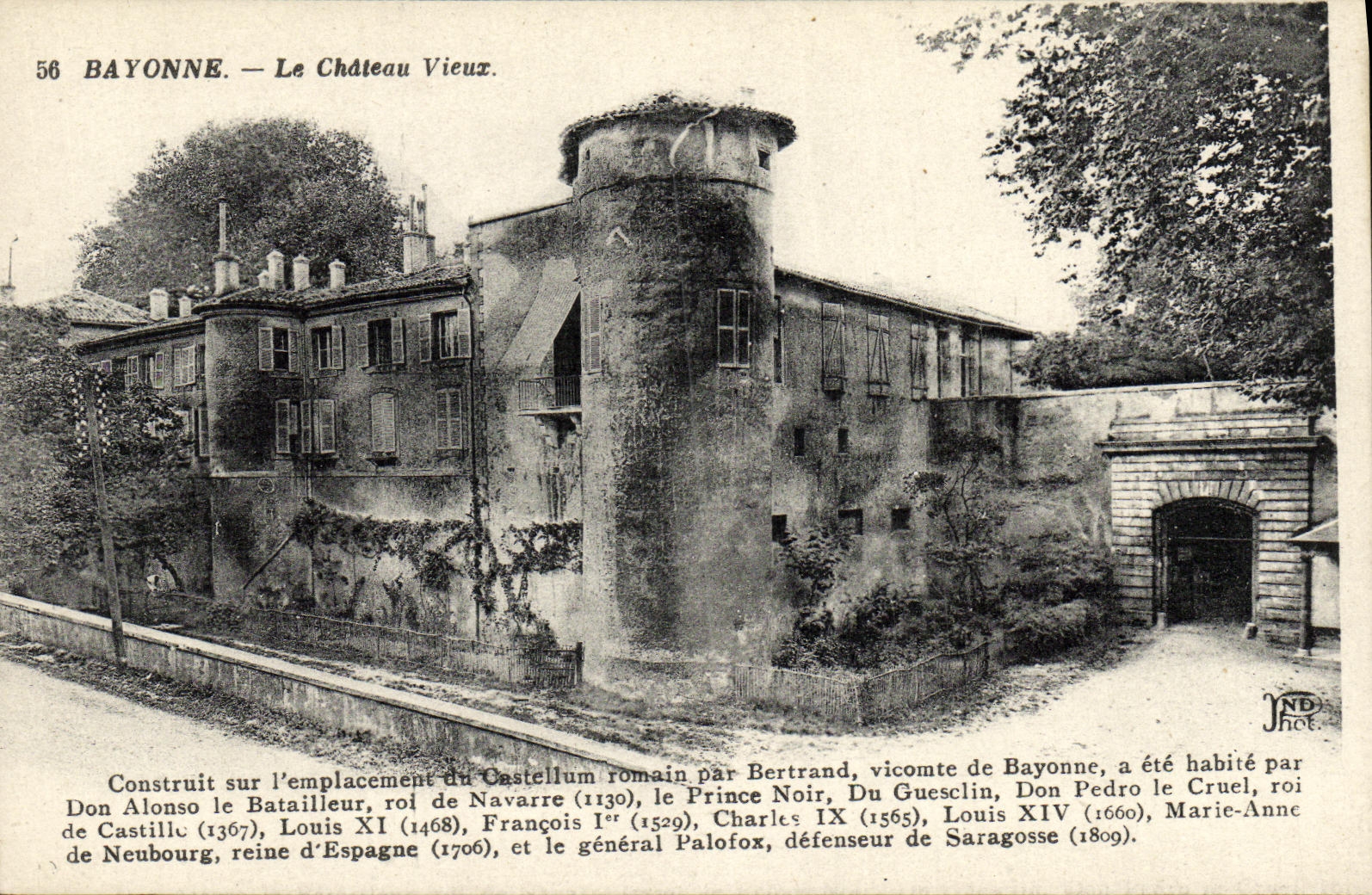 VINTAGE POSTCARD Bayonne the Old Castle