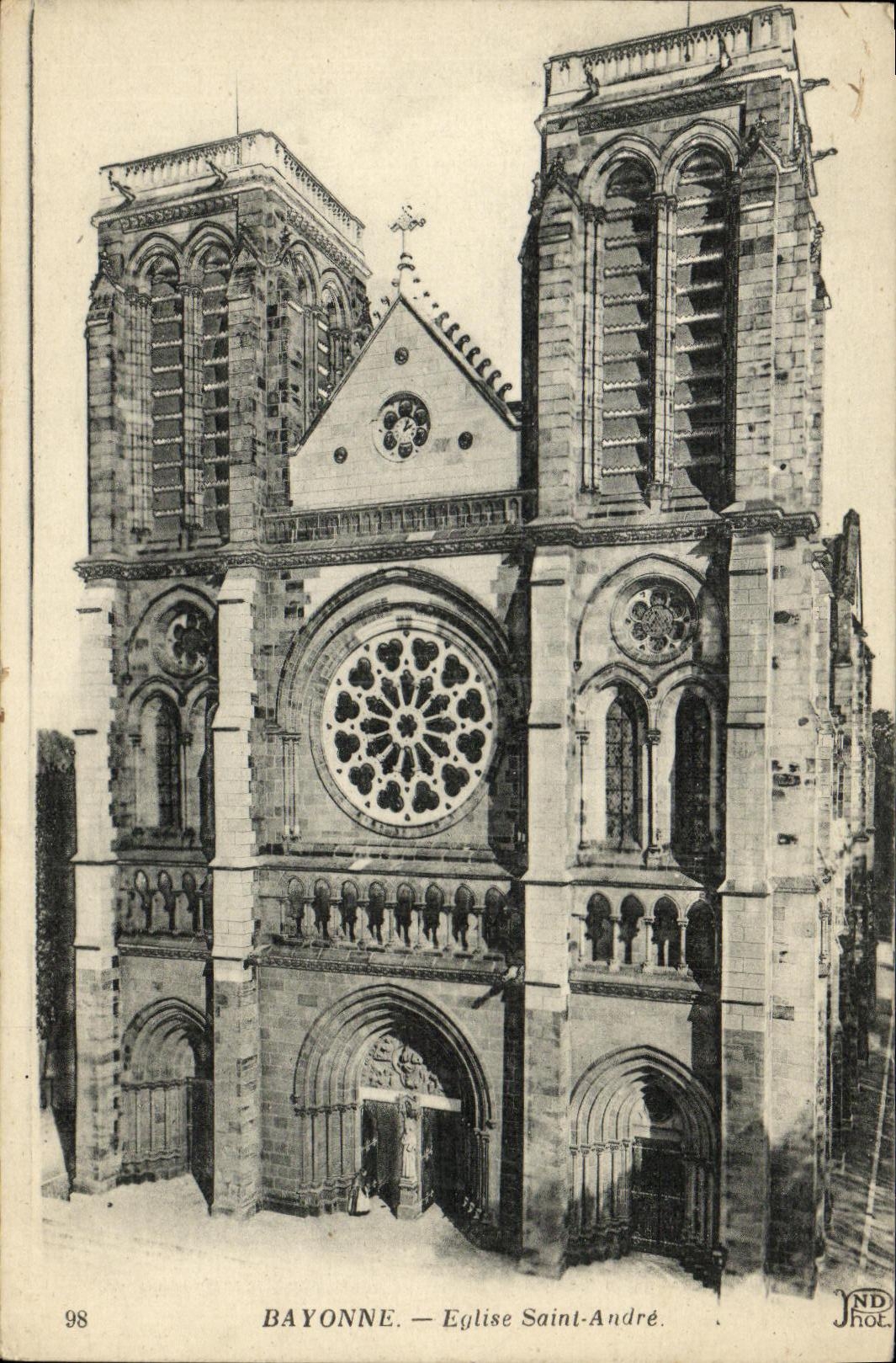 VINTAGE POSTCARD Bayonne Church Saint Andre