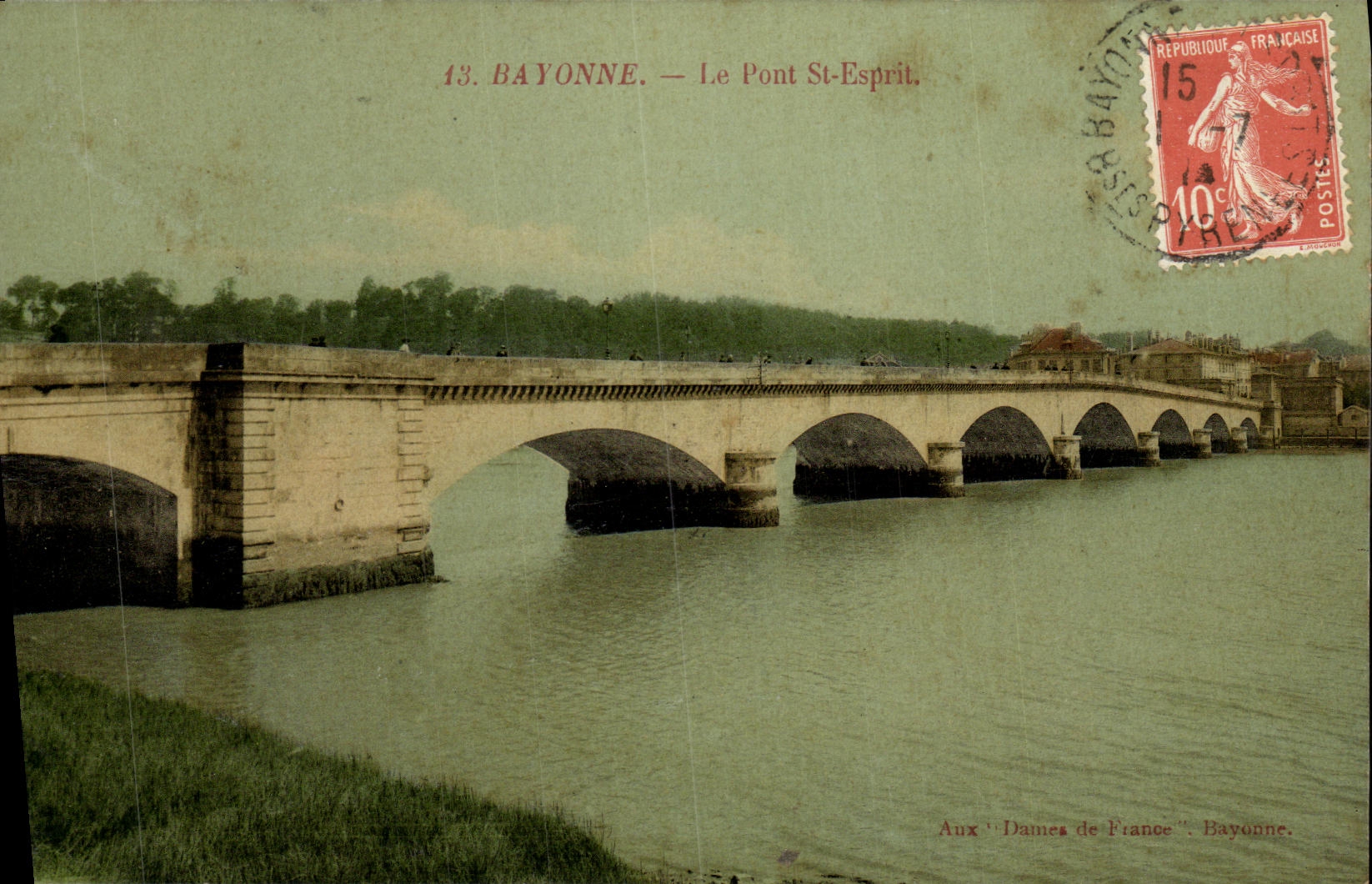 VINTAGE POSTCARD Bayonne the Bridge St Spirit