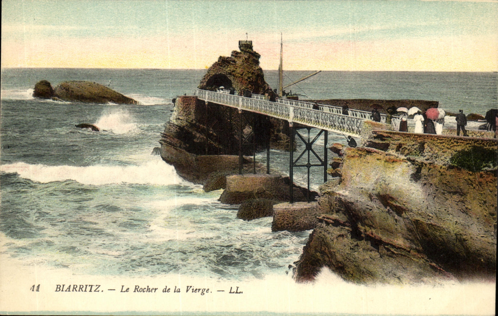 CPA Biarritz Le Rocher de la Vierge