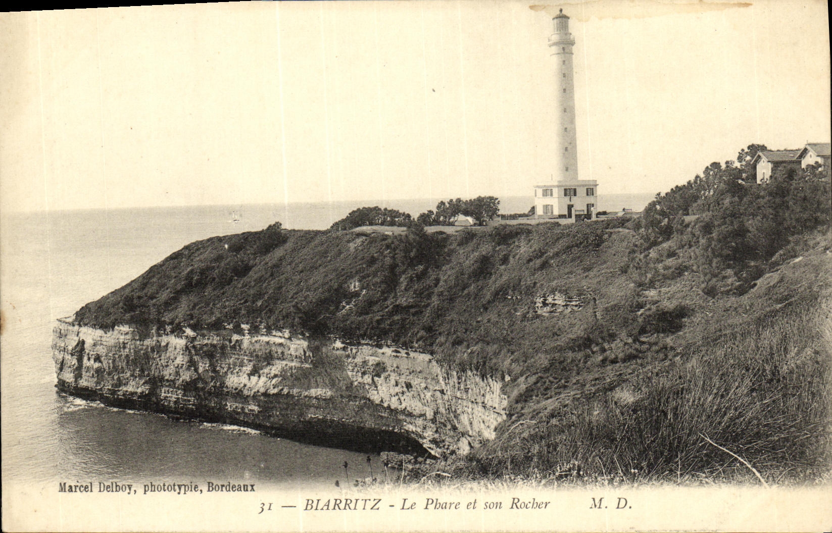 CPA Biarritz Le Phare et Son Rocher