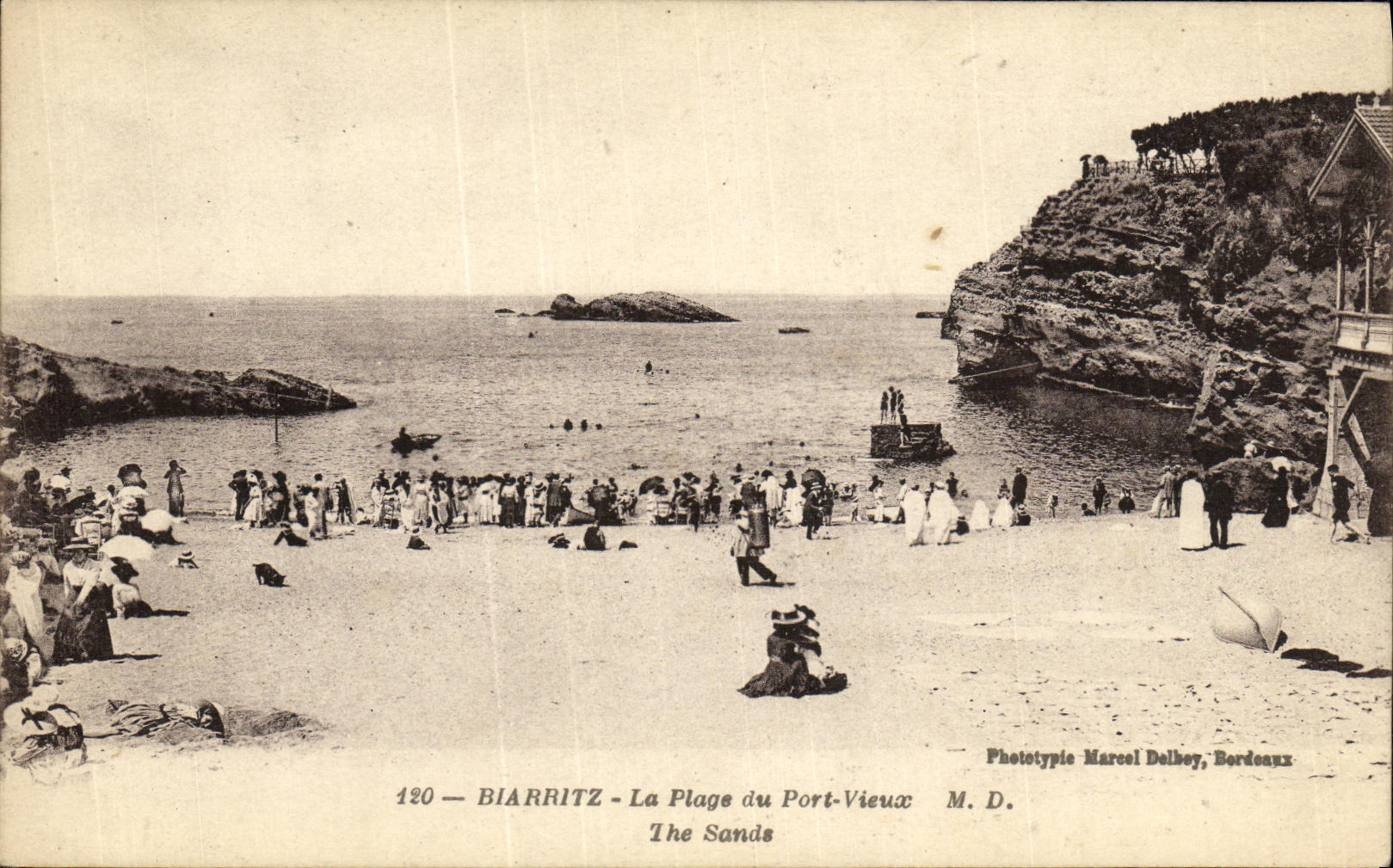 VINTAGE POSTCARD Biarritz the Beach of the Old Port