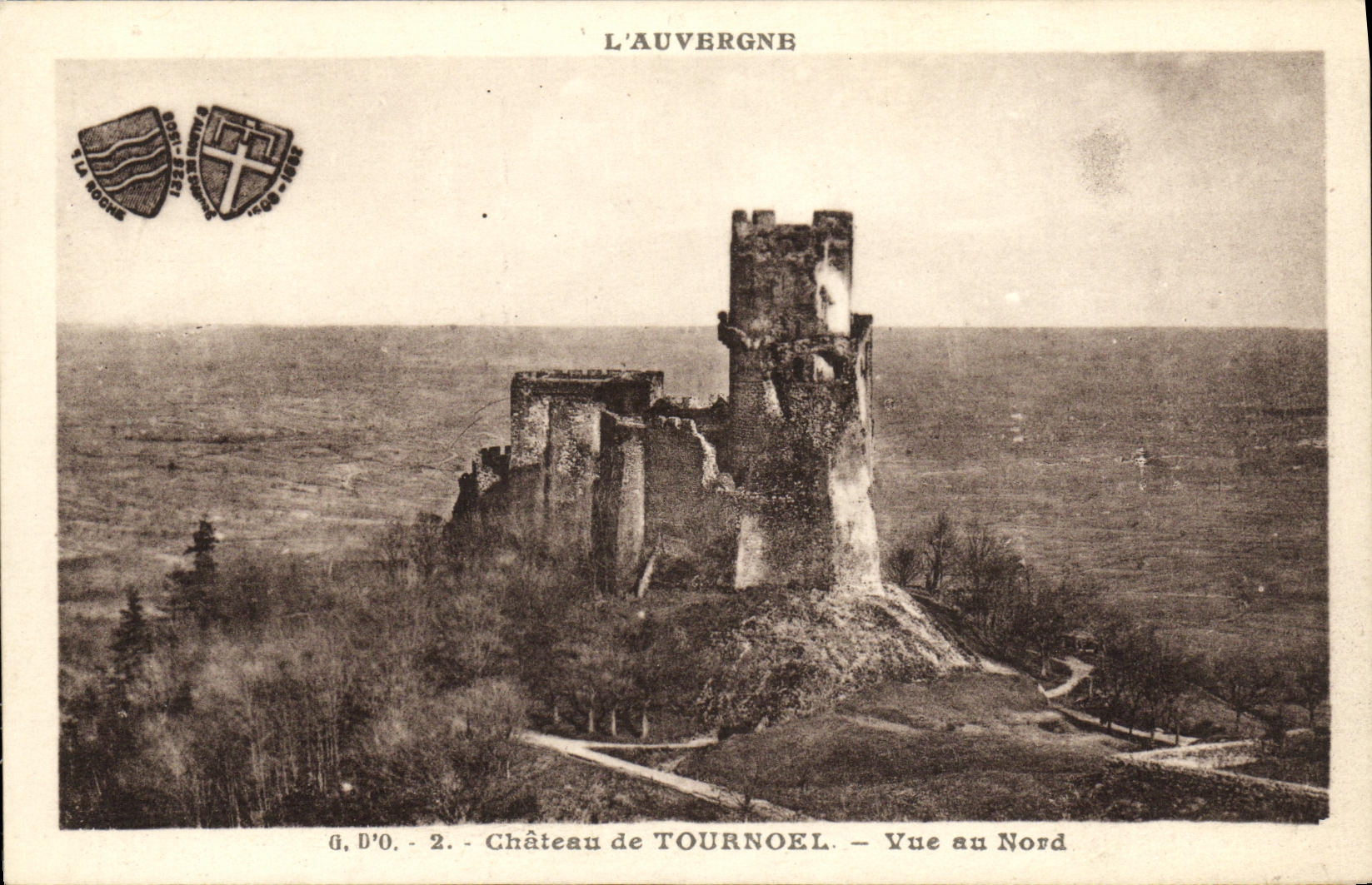 VINTAGE POSTCARD L Auvergne Castle of Tournoel Seen in North