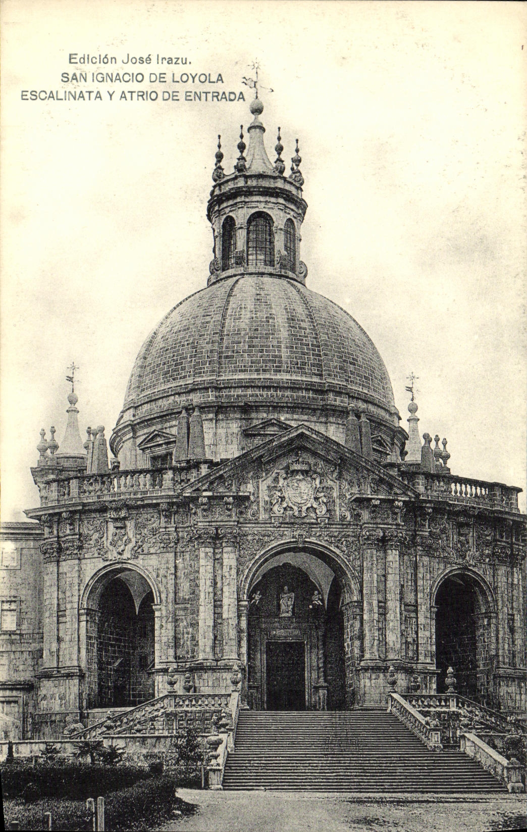 VINTAGE POSTCARD San Ignacio de Loyola Escalinata there atrio of Entrada