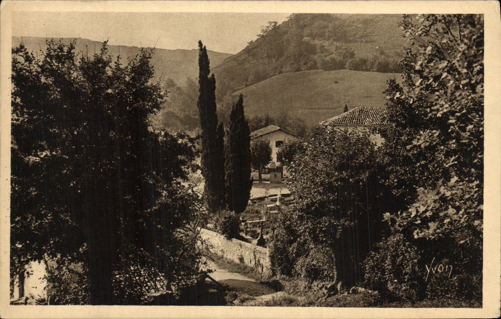 VINTAGE POSTCARD Itaxssou One Of the Most picturesque Sites of the Area