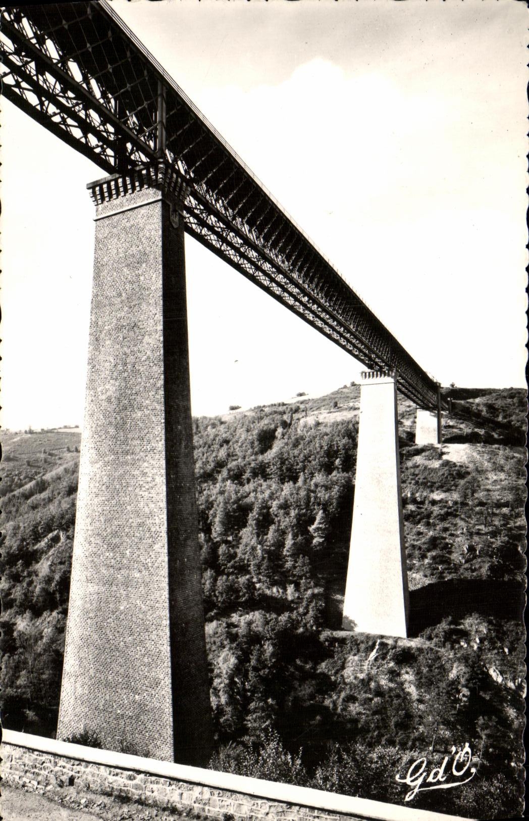 CPSM L Auvergne Viaduct of Insipid the Giant D Europe