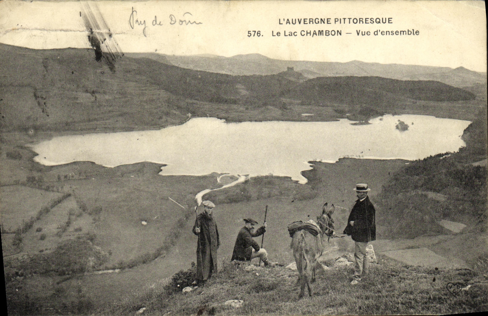 VINTAGE POSTCARD Edges Of Lake Chambon Seen D together