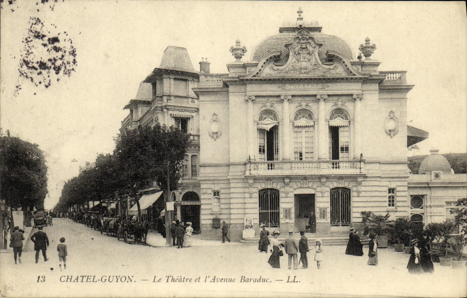 POSTAL Chatel Guyon de la VENDIMIA el teatro y el L avenida de Baraduc