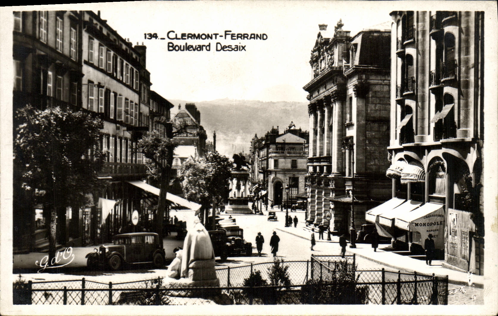 Bulevar de Clermont Ferrand Desaix de la POSTAL de la VENDIMIA