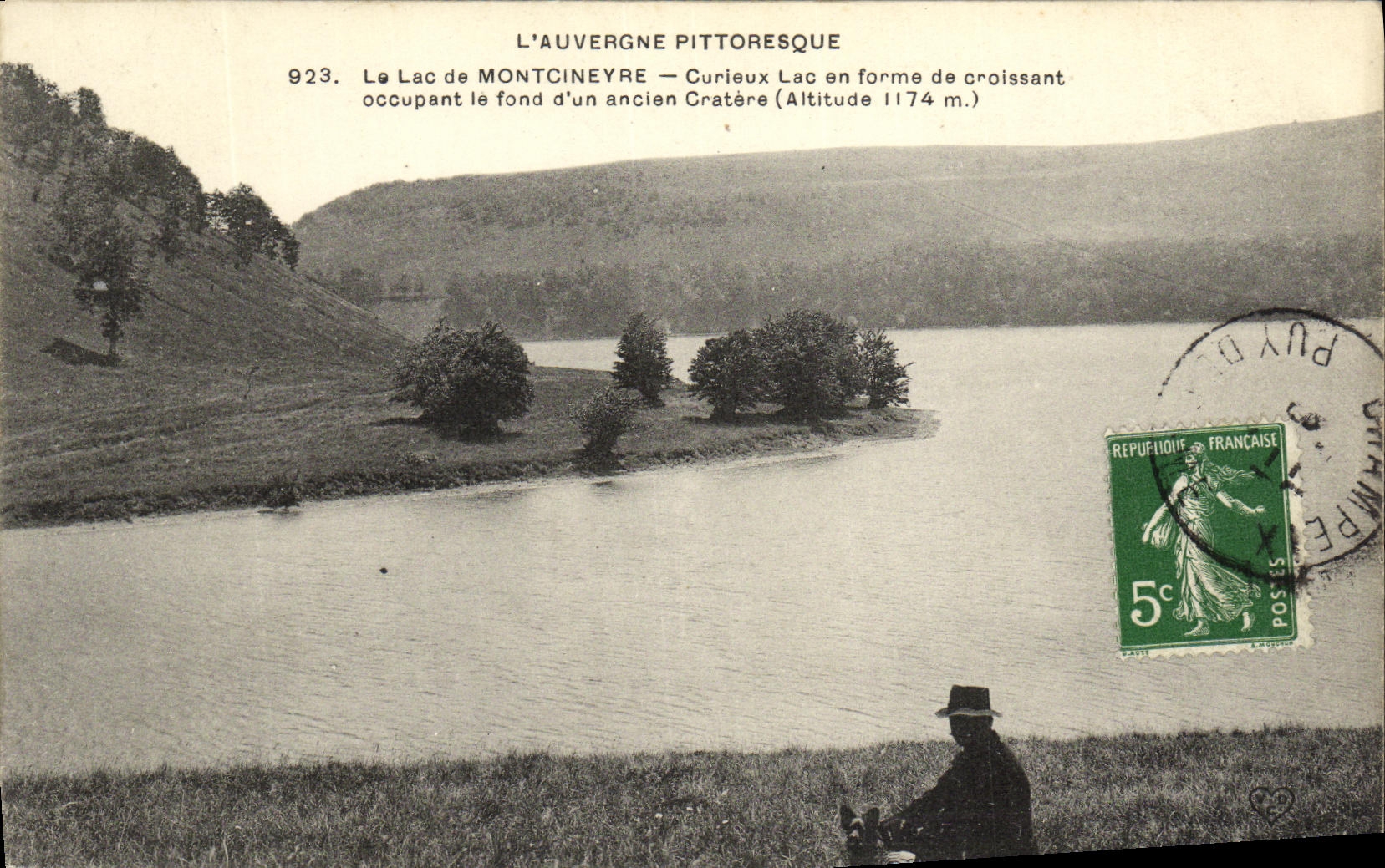 VINTAGE POSTCARD the lake Montcineyre curious Lake In the Shape about Crescent occupying the bottom D an old crater