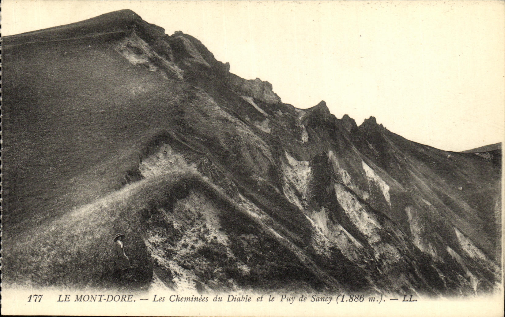 VINTAGE POSTCARD the Mount Gilds the Chimneys of the Devil and Puy de Sancy